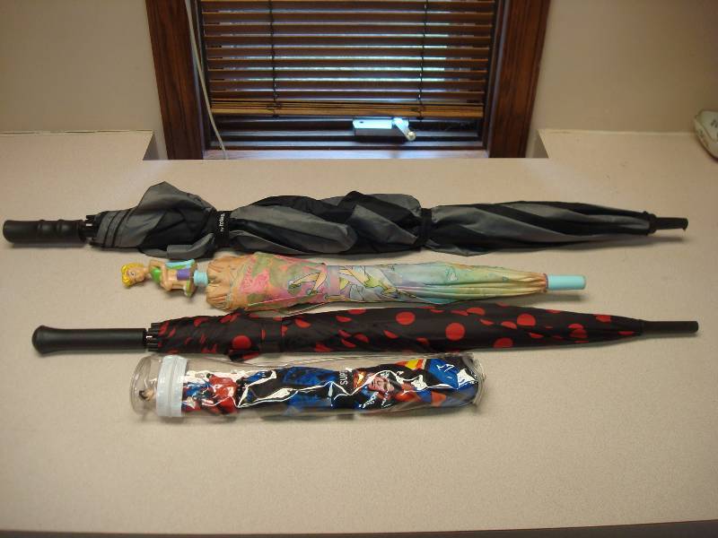 lot 142 image: Lot Of Umbrellas