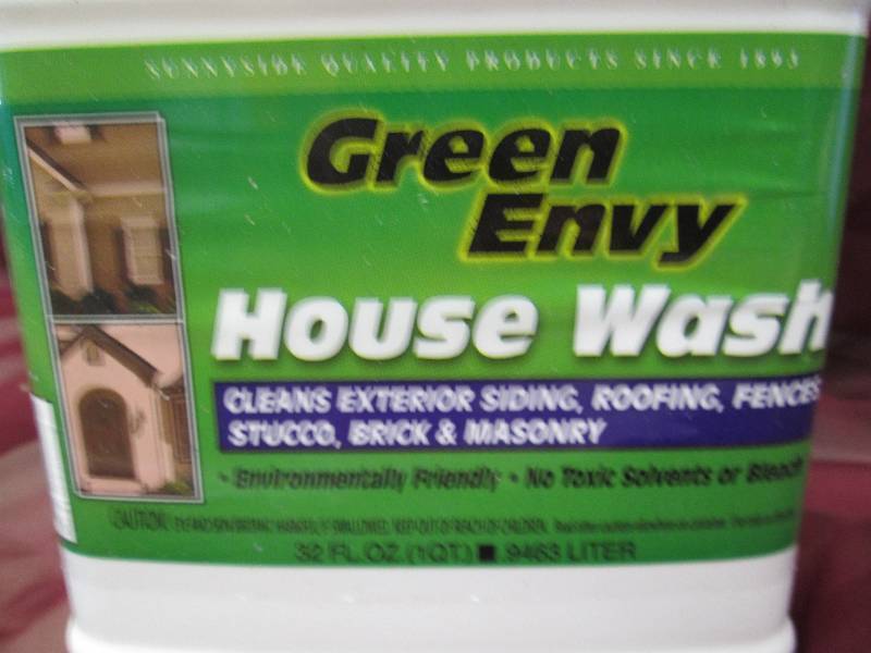 Green Envy House Wash Cleans exteri...