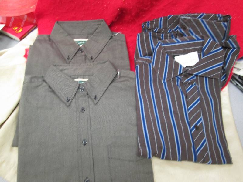 2- wear guard crest signature colle...