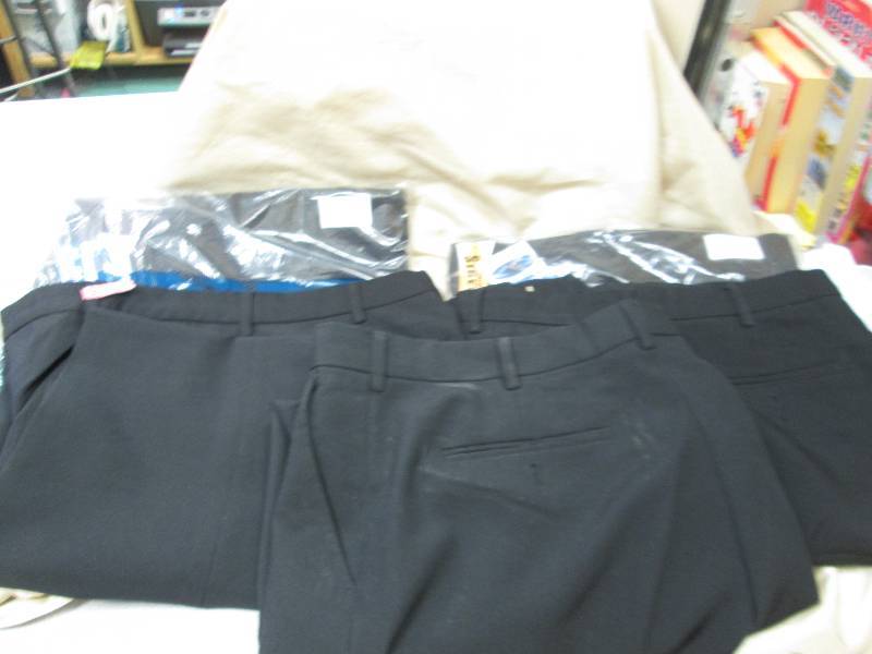 Qty 5 Cintas black dress pants size...