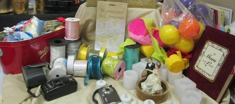 Flowers, balloons, containers, ribb...