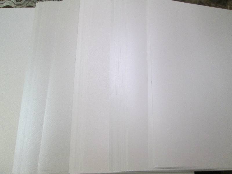 Assortment of color worldwin paper ...