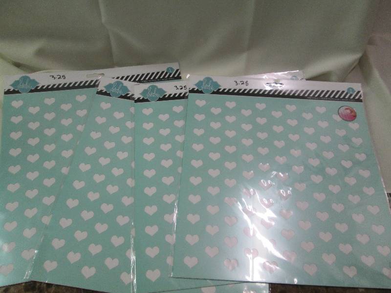Qty 4 Heidi swapp heart shape stenc...
