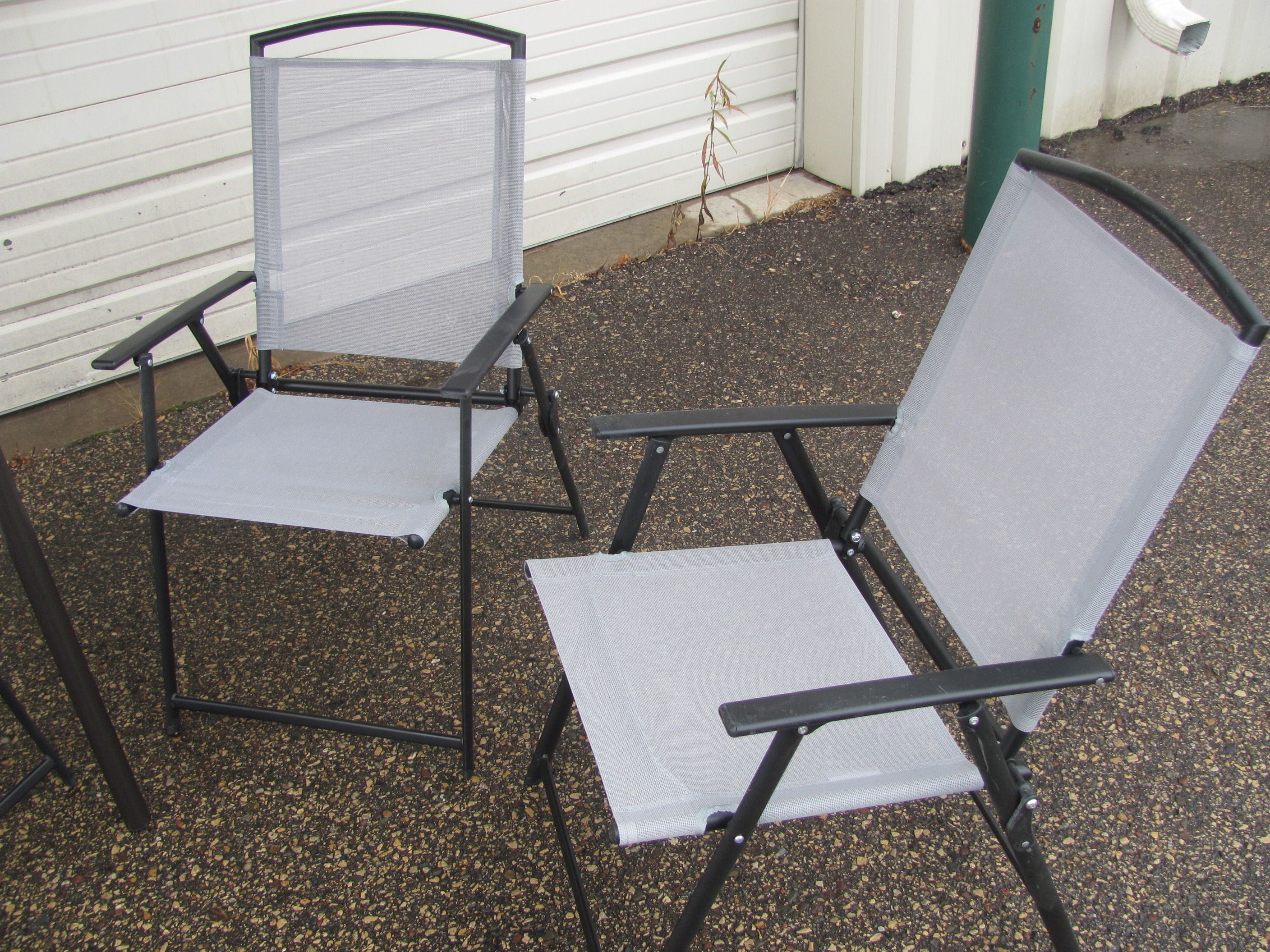 lot 26 image: Lawn, Garden & Patio