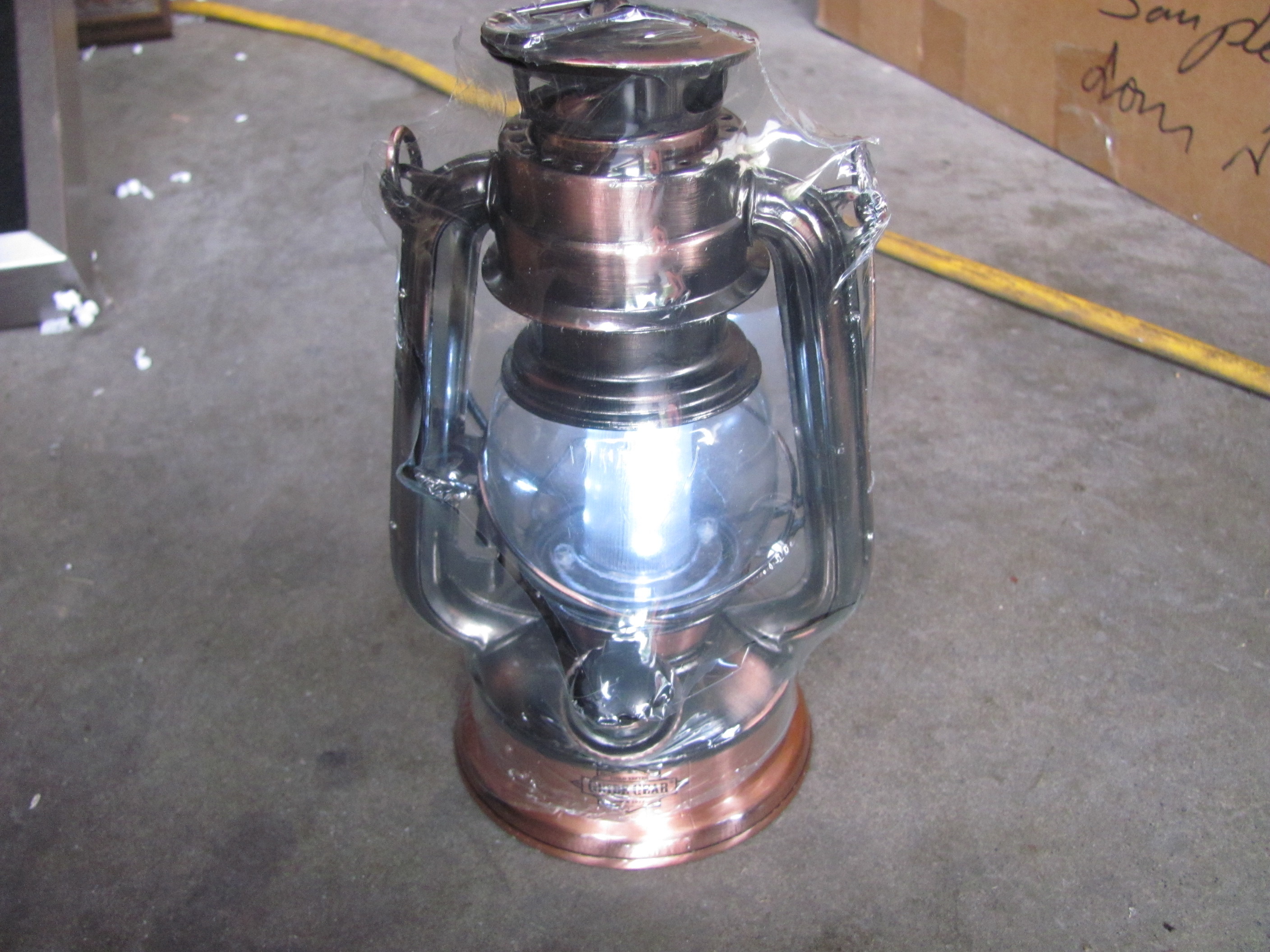 lot 45 image: Lanterns