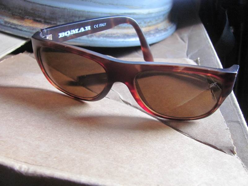 lot 50 image: Sunglasses