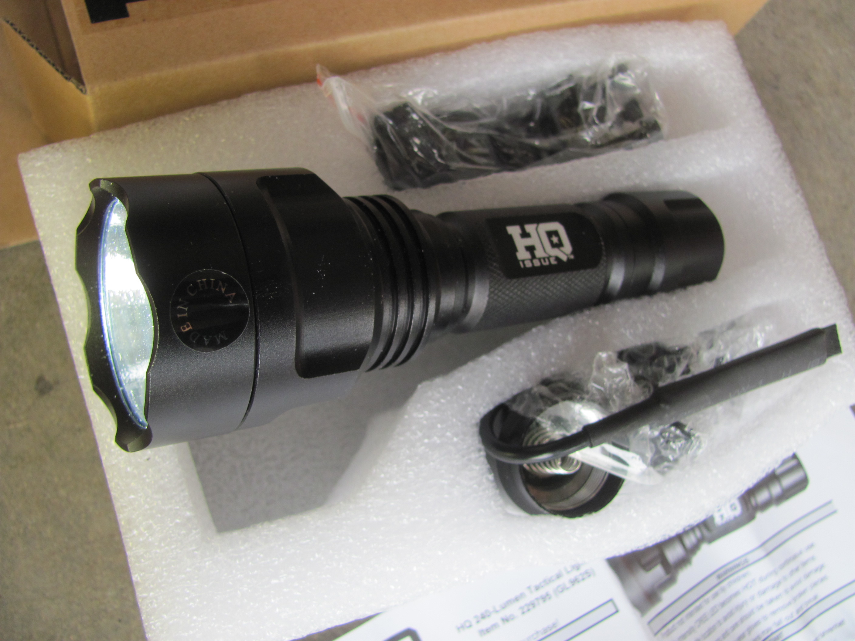lot 70 image: Tactical Flashlights