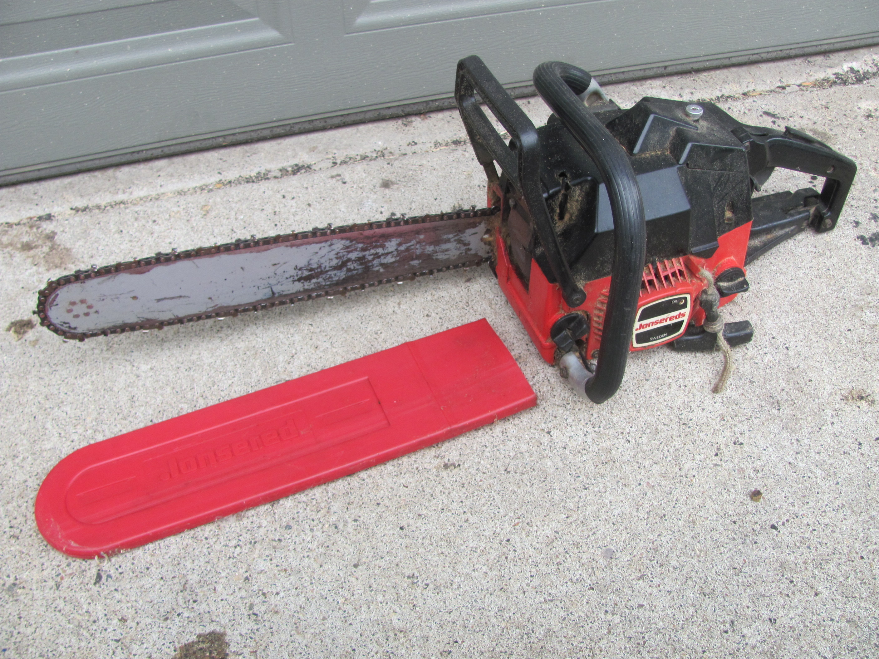 lot 75 image: Chainsaws