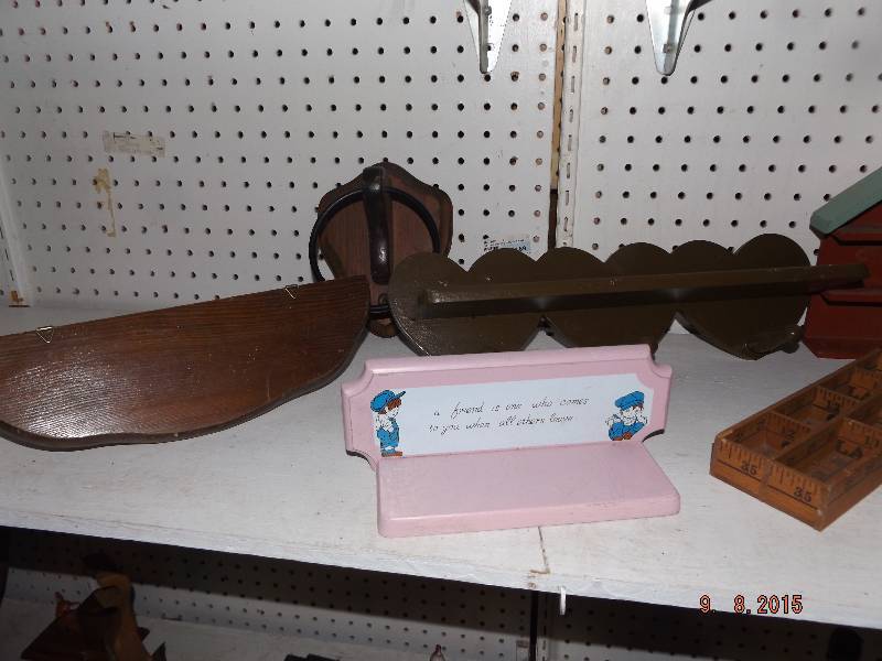 wood shelfs