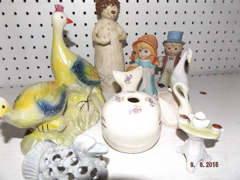 figurines