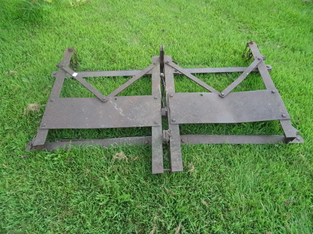 lot 4 image: Ground Leveler