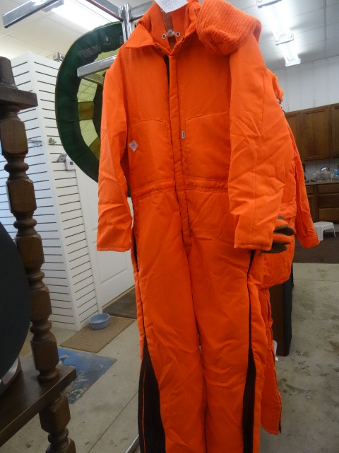 lot 20 image: Coveralls