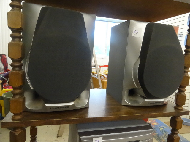 lot 23 image: Speakers