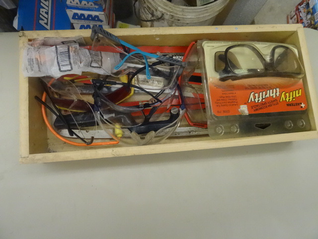 lot 39 image: Safety Glasses