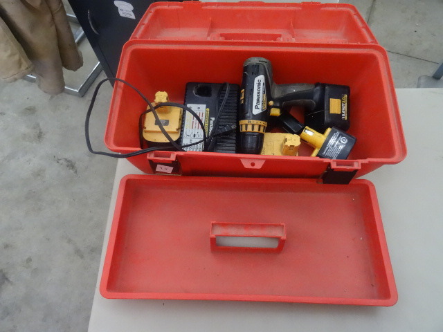lot 45 image: Cordless Drill