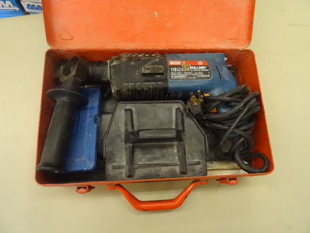 lot 61 image: Roto Hammer