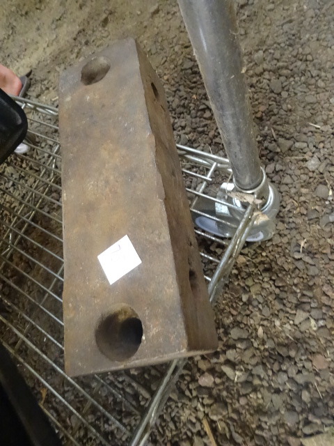 lot 75 image: Bolt on Weight