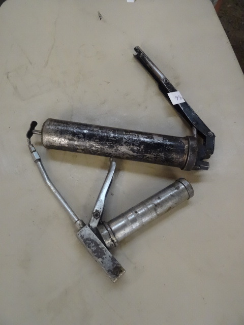 lot 86 image: Grease Gun