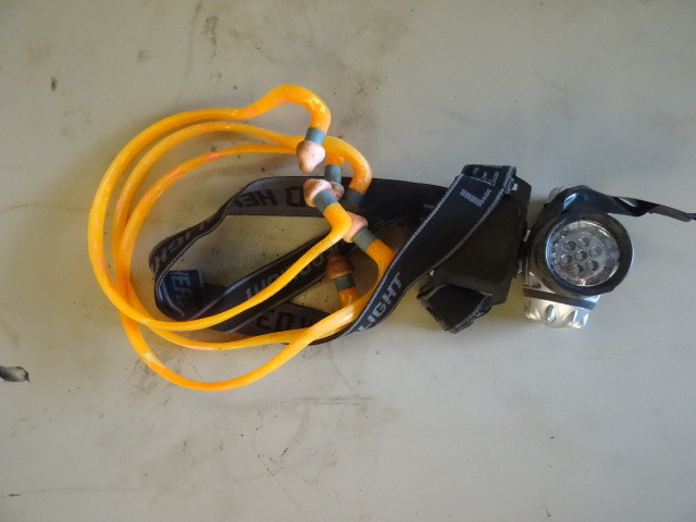lot 102 image: Head Mount Light
