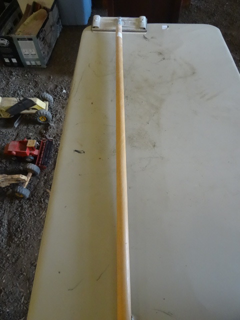 lot 117 image: Sanding Pole