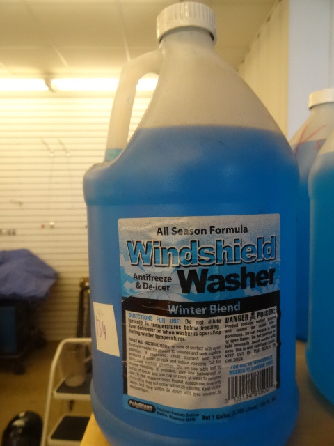 lot 134 image: Windshield Wash