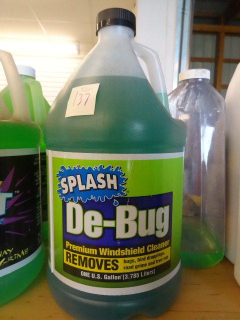 lot 137 image: Windshield Wash