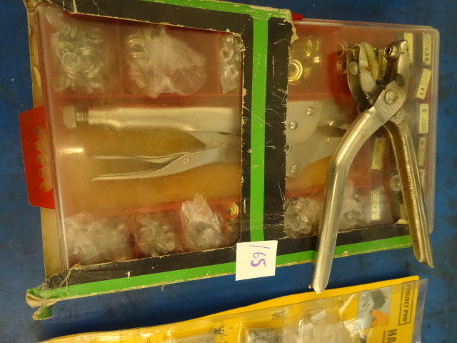 lot 165 image: Tool Set