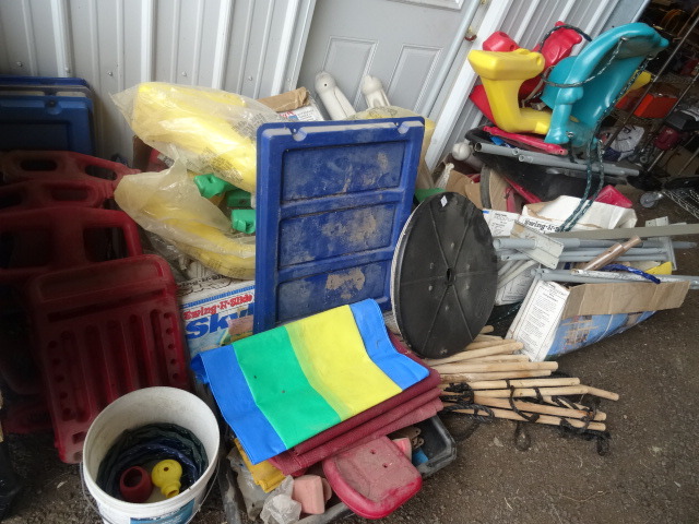 lot 196 image: Playground Equipment