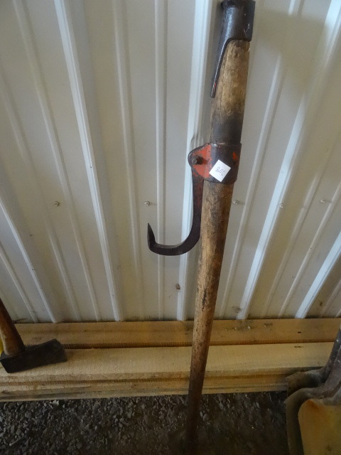 lot 208 image: Log Turner