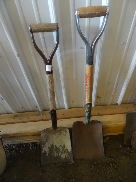 lot 210 image: Shovels