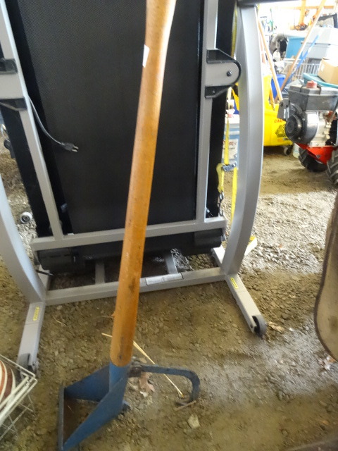lot 218 image: Log Turner