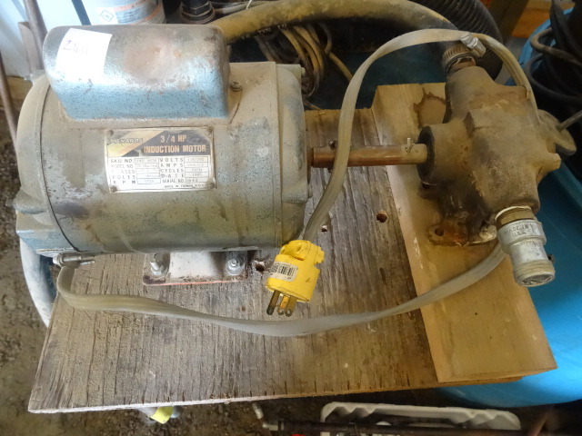 lot 244 image: Water Pump