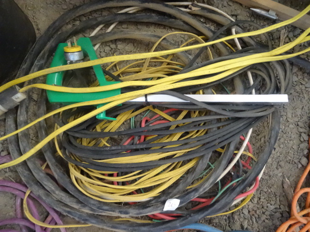 lot 267 image: Wire