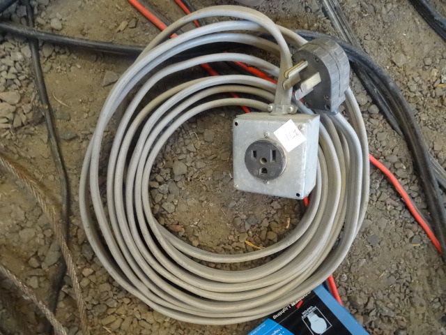 lot 271 image: Extension Cord
