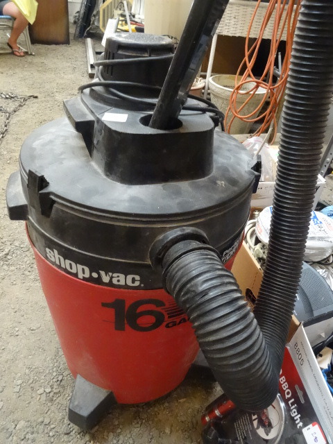 lot 296 image: Shop Vac