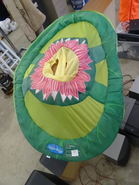 lot 361 image: Infant Pool Float
