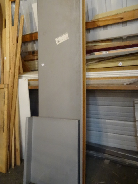 lot 406 image: Counter Tops