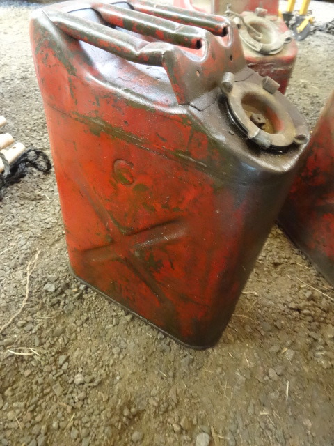 lot 412 image: Vintage Metal Gas Can