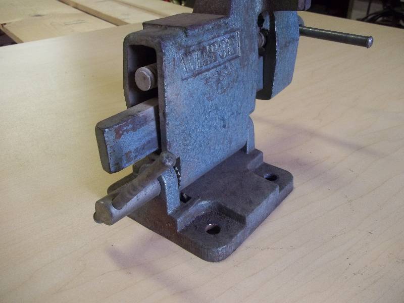 lot 2 image: Wilton Vise
