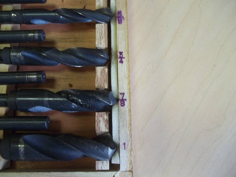 lot 9 image: Large Drill Bits
