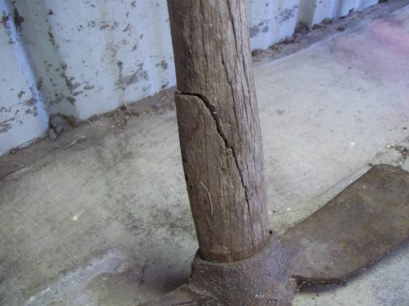 lot 392 image: Vintage Pick Ax