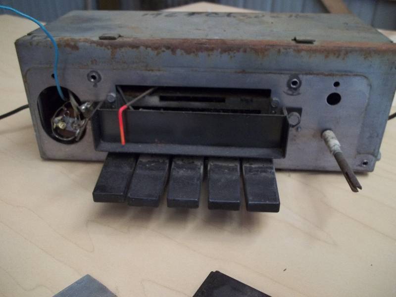 lot 500 image: Classic Car Audio Set