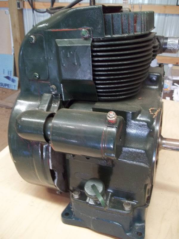 lot 558 image: Kohler 14HP Cast Engine