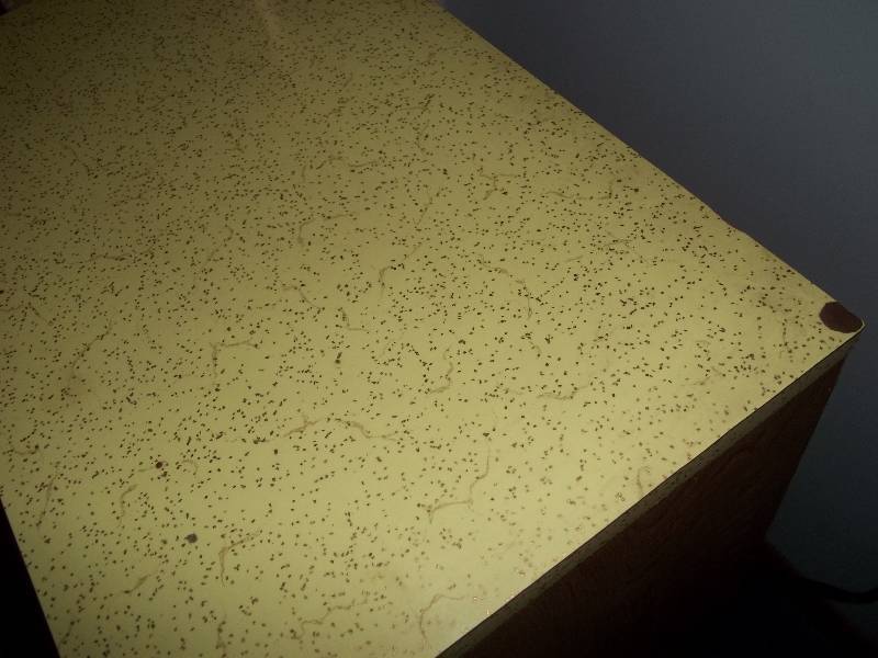 lot 679 image: Night Stand