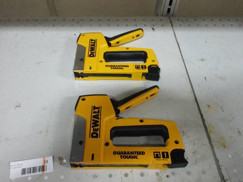 2 staplers