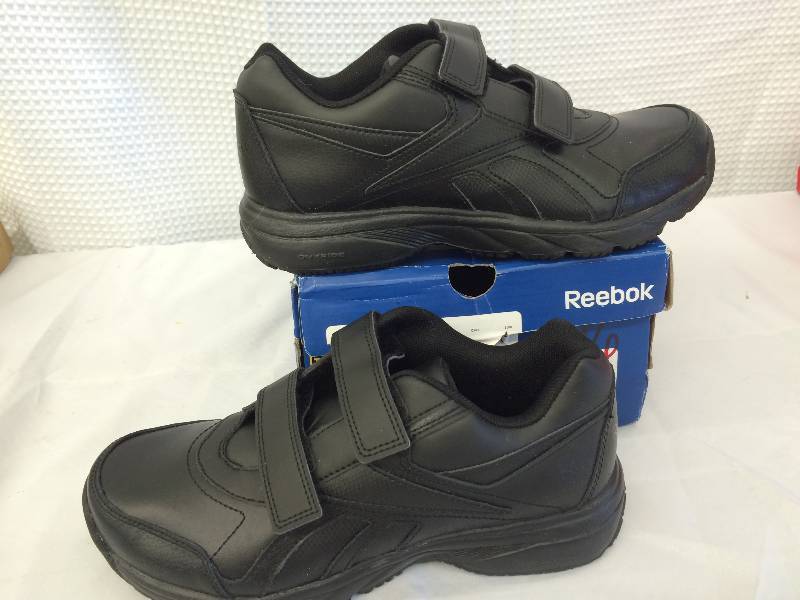 lot 16 image: Reebok Womens Work n Cushion Work Shoe Wide 6.5