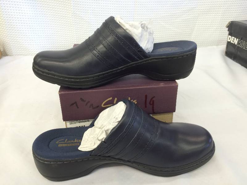 lot 19 image: clarks womens shoes size 7.5