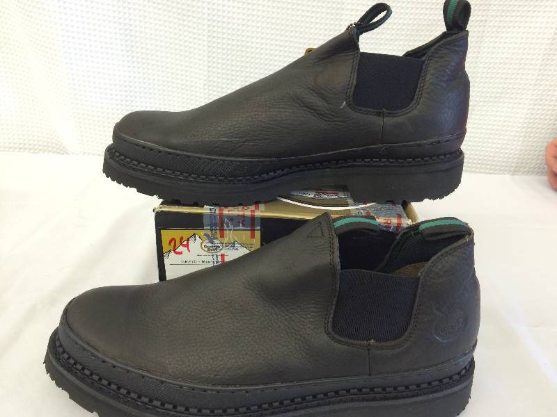 lot 24 image: Georgia Boot Mens Twin Gore Romeo GR270 Work Boot size 13w retail $89