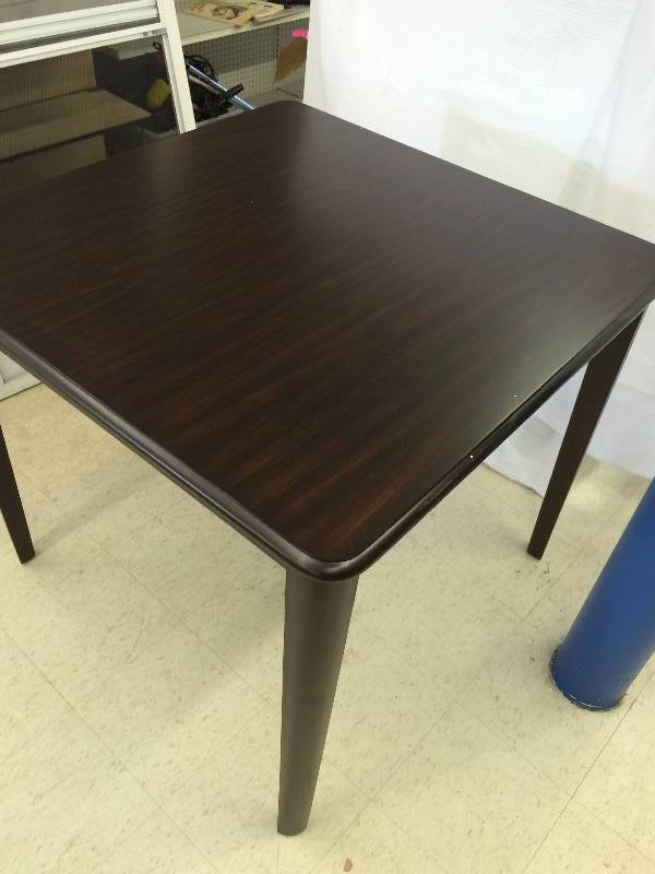lot 102 image: dinning room table, large, new