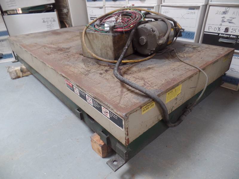 Southworth Lift Table
